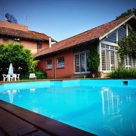 Pousada Casa Rosa Канела Екстер'єр фото