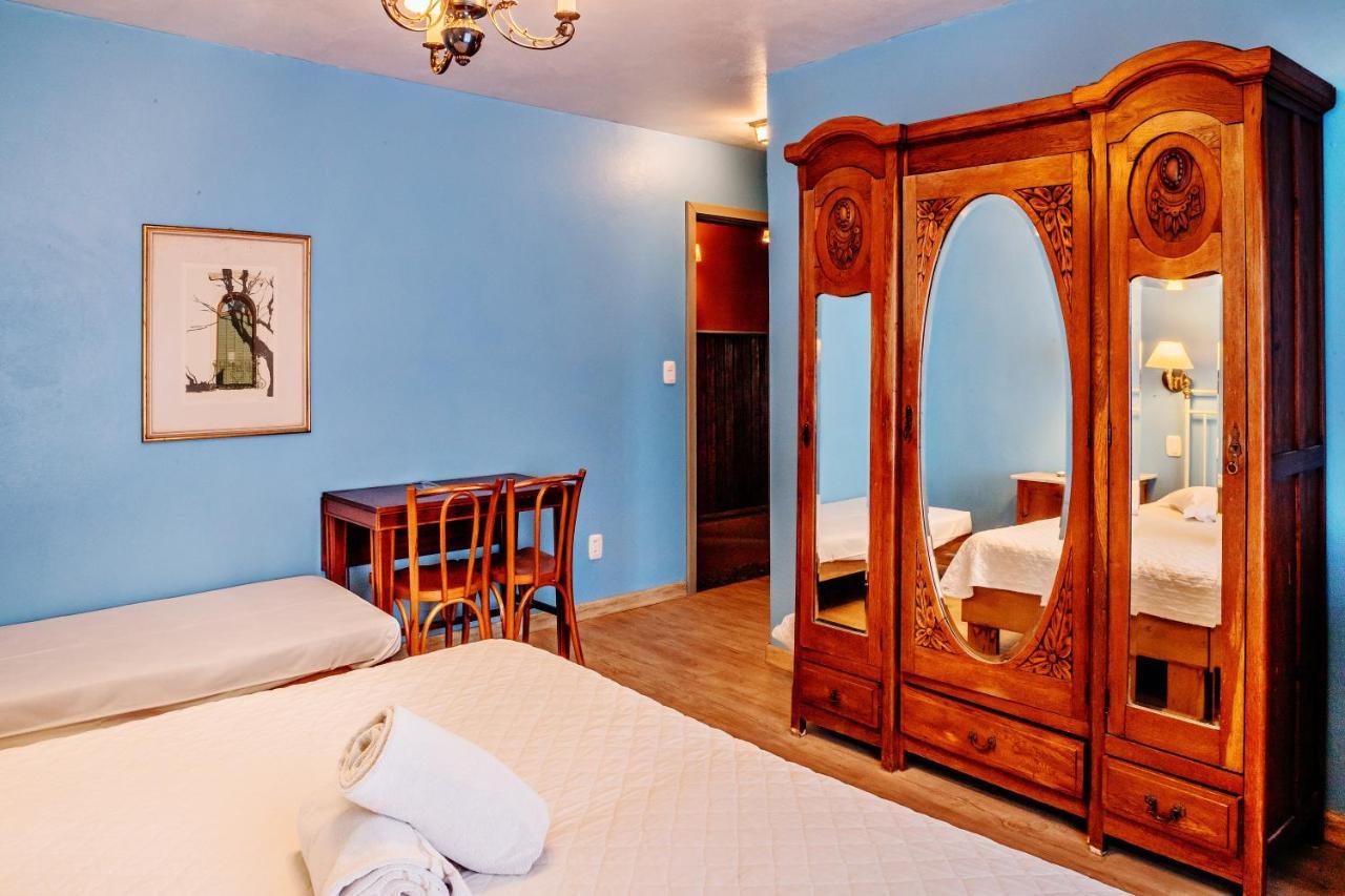 Pousada Casa Rosa Канела Екстер'єр фото