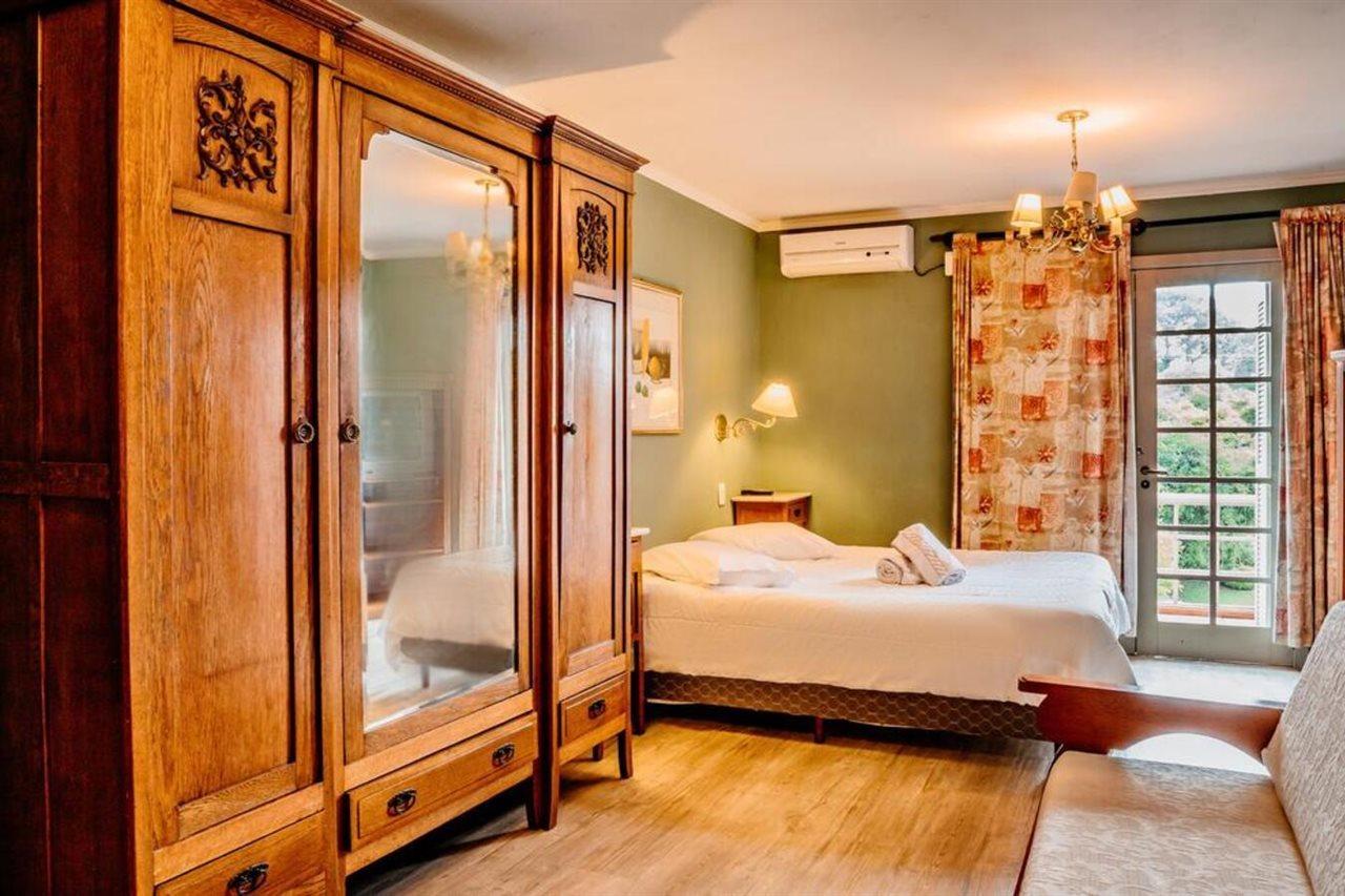 Pousada Casa Rosa Канела Екстер'єр фото
