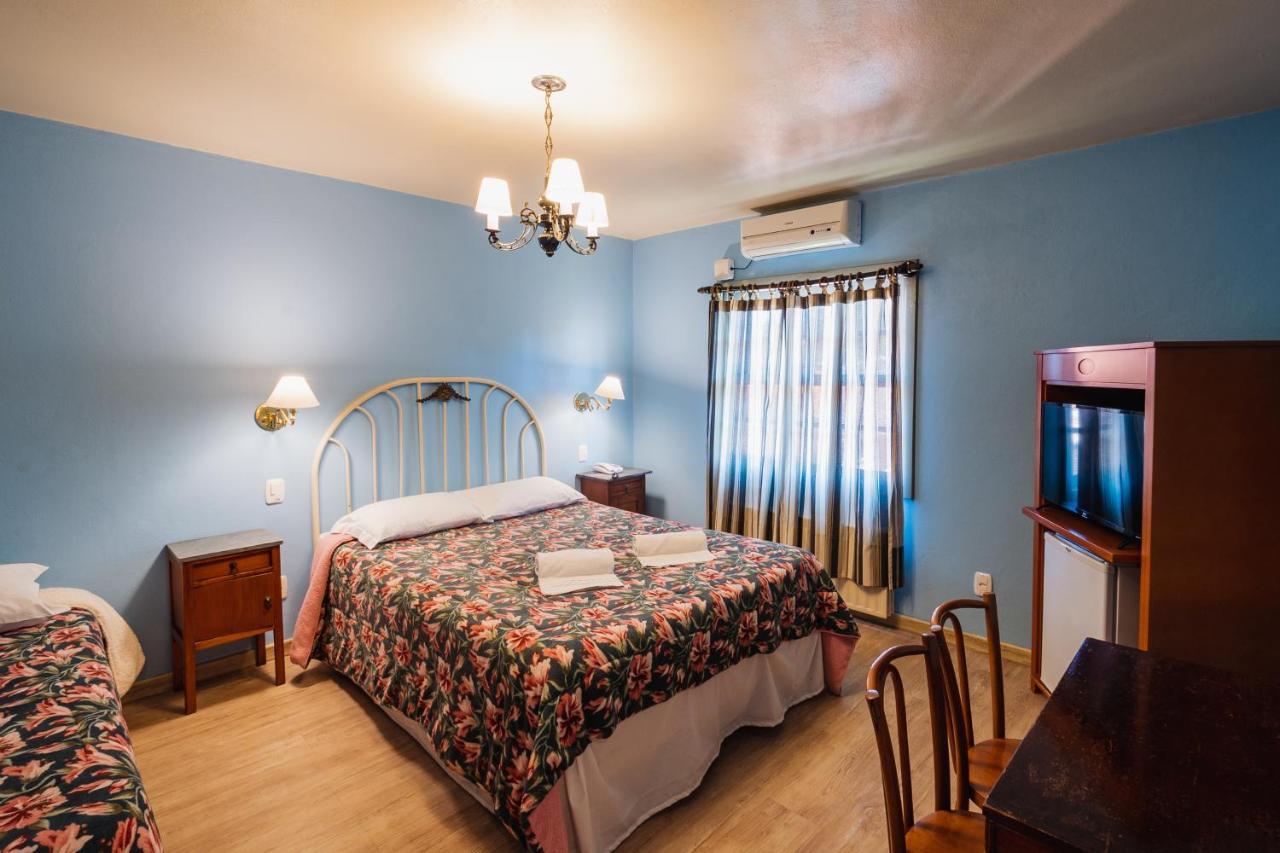 Pousada Casa Rosa Канела Екстер'єр фото