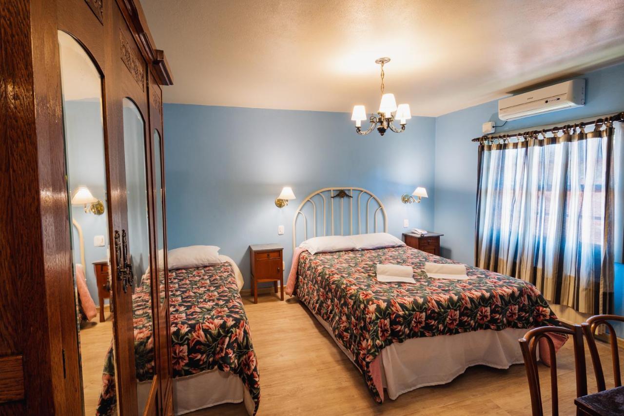 Pousada Casa Rosa Канела Екстер'єр фото