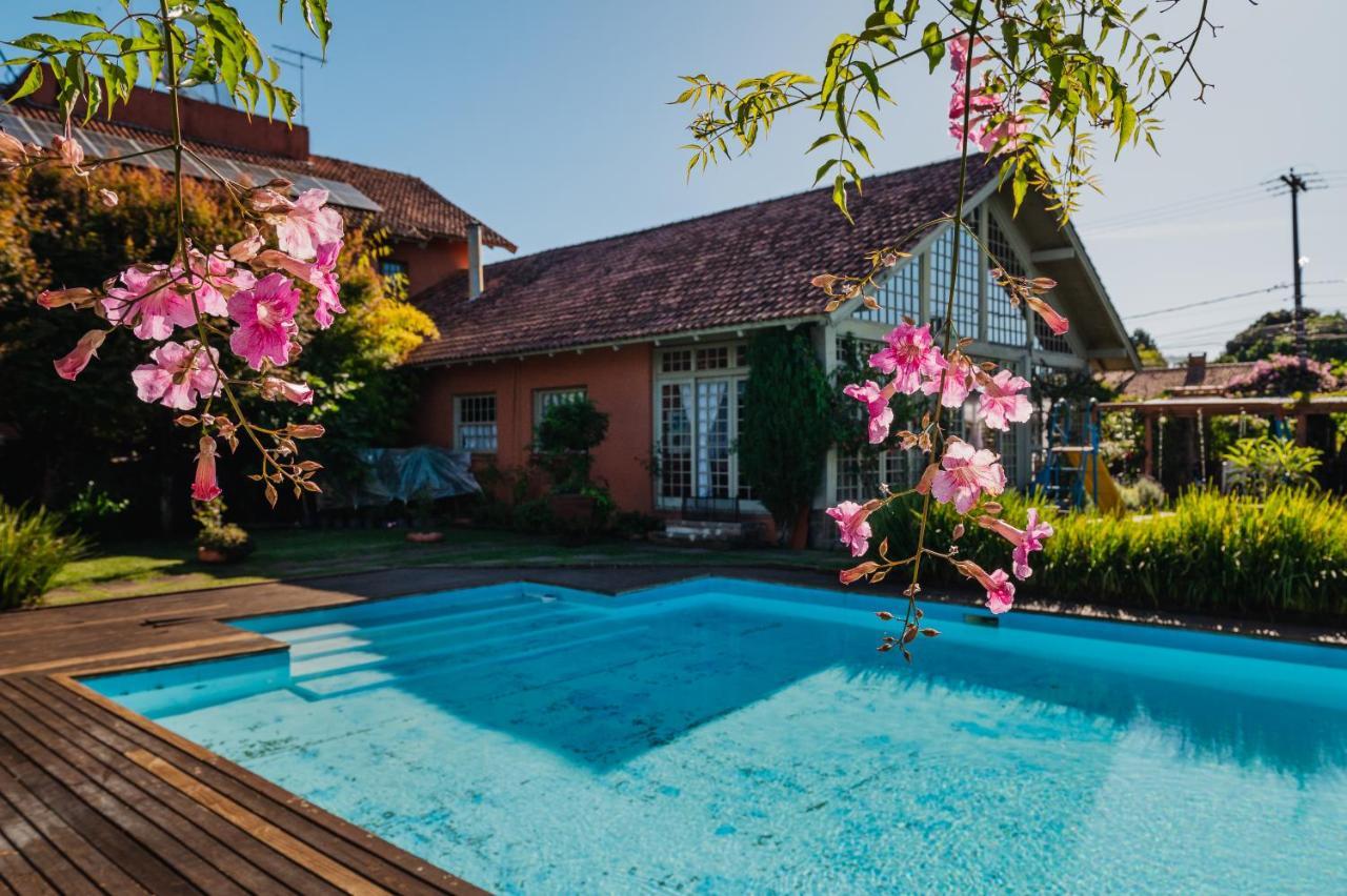 Pousada Casa Rosa Канела Екстер'єр фото